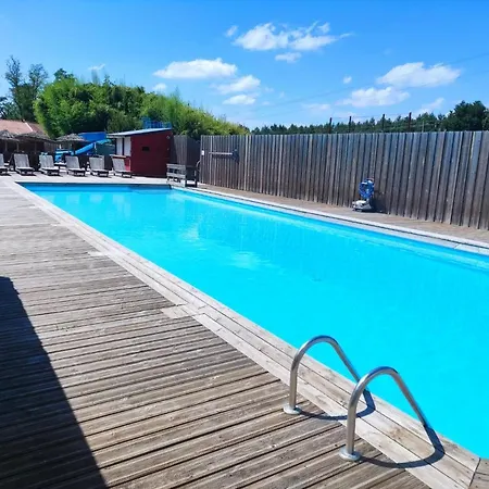 Mobil 4 Couchages Campingplatz *